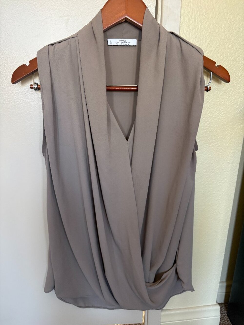 MNG Mango Gray V-Neck Draped Overlay Top Small